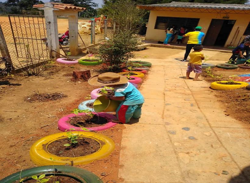 Futuro ahorrador feliz